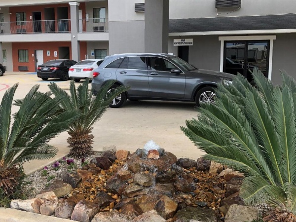 Executive Inn And Suites Joaquin image 15