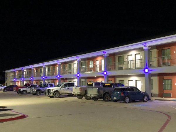 Executive Inn And Suites Joaquin image 18