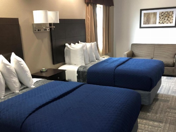 Executive Inn And Suites Joaquin image 8